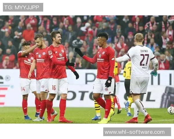 拜仁慕尼黑与汉堡历史交锋回顾及战绩分析 拜仁慕尼黑与汉堡历史交锋回顾及战绩分析