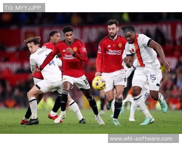 曼联迎战卢顿全力争胜球迷期待精彩对决与激情时刻 曼联迎战卢顿全力争胜球迷期待精彩对决与激情时刻